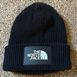 The North Face TNF logo box cuffed beanie in black. NWOT